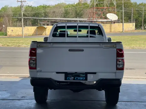 TOYOTA Hilux Caminhonete 3.0 4X4 TURBO DIESEL CABINE SIMPLES, Foto 18