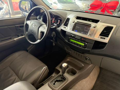 TOYOTA Hilux Caminhonete 2.7 16V 4P SRV FLEX CABINE DUPLA AUTOMTICO, Foto 6