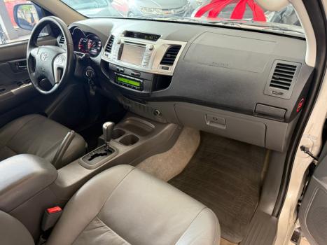 TOYOTA Hilux Caminhonete 2.7 16V 4P SRV FLEX CABINE DUPLA AUTOMTICO, Foto 10