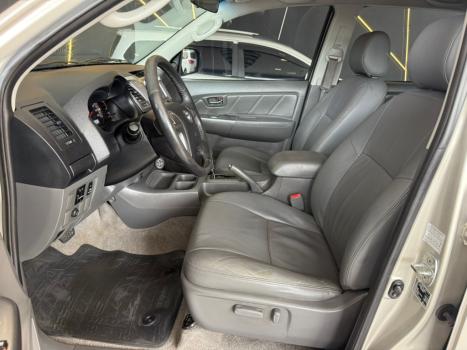 TOYOTA Hilux Caminhonete 2.7 16V 4P SRV FLEX CABINE DUPLA AUTOMTICO, Foto 12
