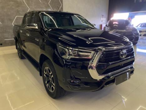 TOYOTA Hilux Caminhonete 2.8 16V 4P SRX DIESEL CABINE DUPLA, Foto 2