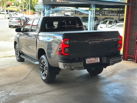 TOYOTA Hilux Caminhonete 2.8 16V SRV 4X4 DIESEL CABINE DUPLA AUTOM�TICO, Foto 4
