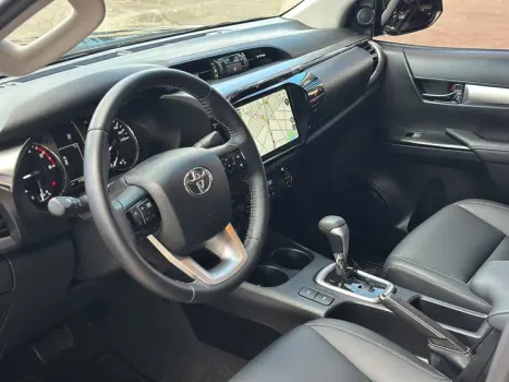 TOYOTA Hilux Caminhonete 2.8 16V SRV 4X4 DIESEL CABINE DUPLA AUTOM�TICO, Foto 9