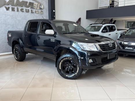 TOYOTA Hilux Caminhonete 3.0 4P SR 4X4 TURBO DIESEL CABINE DUPLA AUTOM�TICO, Foto 2