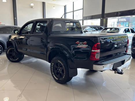 TOYOTA Hilux Caminhonete 3.0 4P SR 4X4 TURBO DIESEL CABINE DUPLA AUTOM�TICO, Foto 5