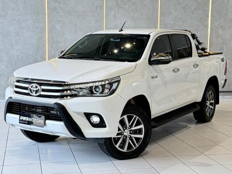 TOYOTA Hilux Caminhonete 2.8 16V SRX 4X4 DIESEL CABINE DUPLA AUTOM�TICO, Foto 1