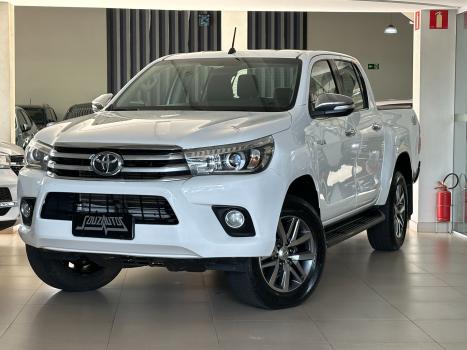 TOYOTA Hilux Caminhonete 2.8 16V SRX 4X4 DIESEL CABINE DUPLA AUTOM�TICO, Foto 2