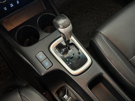 TOYOTA Hilux Caminhonete 2.8 16V SRX 4X4 DIESEL CABINE DUPLA AUTOM�TICO, Foto 14