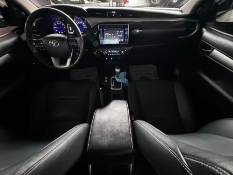 TOYOTA Hilux Caminhonete 2.8 16V SRV 4X4 DIESEL CABINE DUPLA AUTOM�TICO, Foto 9
