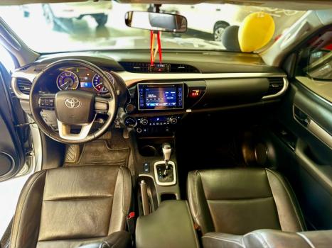 TOYOTA Hilux Caminhonete 2.8 16V 4P SR 4X4 DIESEL CABINE DUPLA AUTOM�TICO, Foto 7