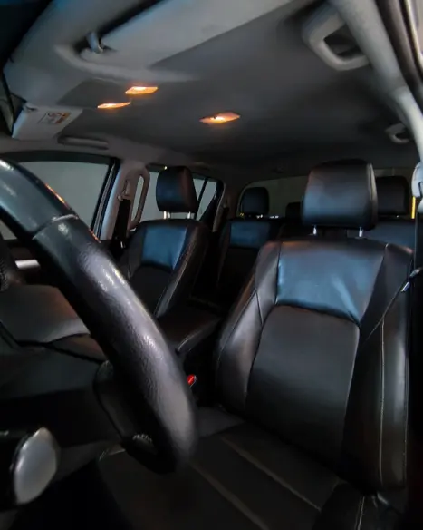 TOYOTA Hilux Caminhonete 2.8 16V 4P SR 4X4 DIESEL CABINE DUPLA AUTOM�TICO, Foto 15