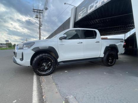 TOYOTA Hilux Caminhonete 2.8 16V SRX 4X4 DIESEL CABINE DUPLA AUTOM�TICO, Foto 2