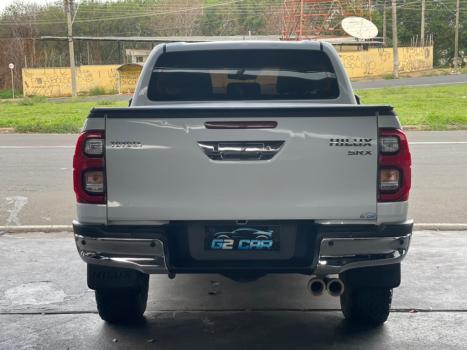 TOYOTA Hilux Caminhonete 2.8 16V SRX 4X4 DIESEL CABINE DUPLA AUTOM�TICO, Foto 5