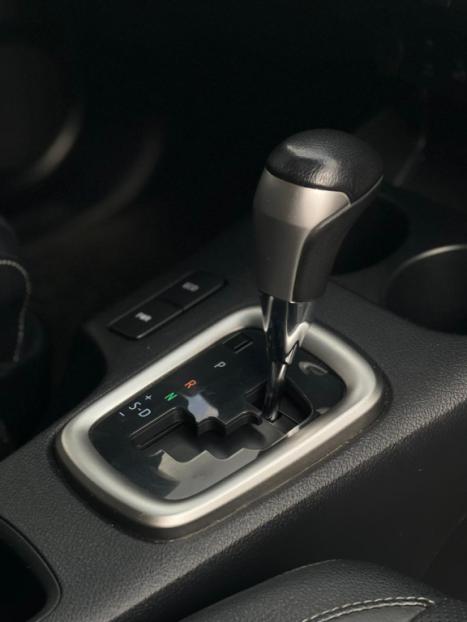 TOYOTA Hilux Caminhonete 2.8 16V SRX 4X4 DIESEL CABINE DUPLA AUTOM�TICO, Foto 6