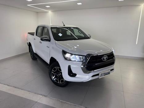TOYOTA Hilux Caminhonete 2.8 16V SRV 4X4 DIESEL CABINE DUPLA AUTOM�TICO, Foto 14