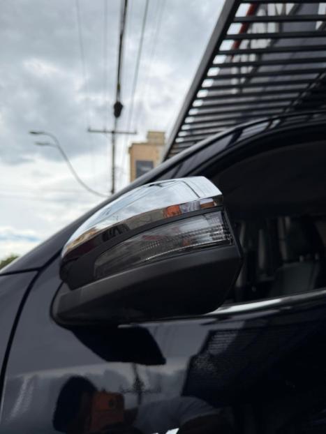 TOYOTA Hilux Caminhonete 2.8 16V SRX PLUS 4X4 TURBO DIESEL CABINE DUPLA AUTOM�TICO, Foto 9