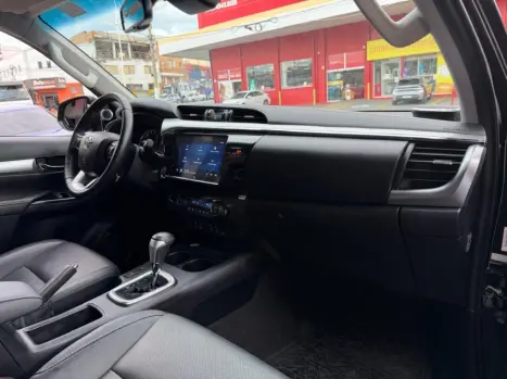 TOYOTA Hilux Caminhonete 2.8 16V SRX PLUS 4X4 TURBO DIESEL CABINE DUPLA AUTOM�TICO, Foto 20