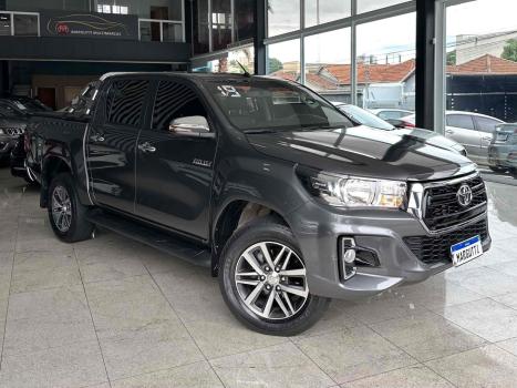 TOYOTA Hilux Caminhonete 2.8 16V SRV 4X4 DIESEL CABINE DUPLA AUTOM�TICO, Foto 3