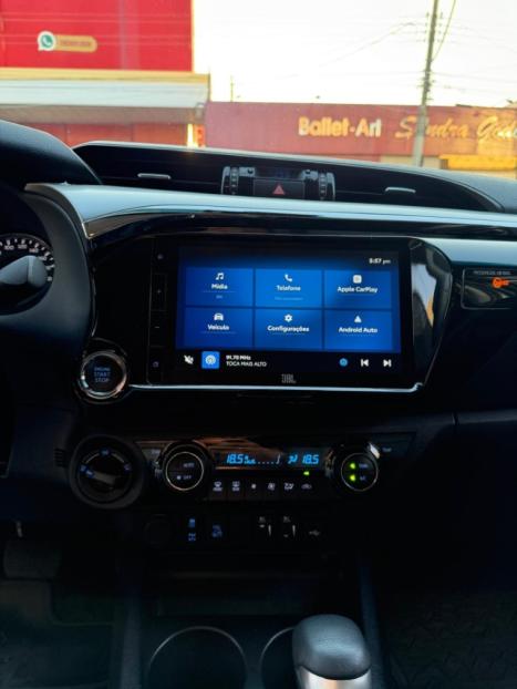 TOYOTA Hilux Caminhonete 2.8 16V SRX 4X4 TURBO DIESEL CABINE DUPLA AUTOM�TICO, Foto 18