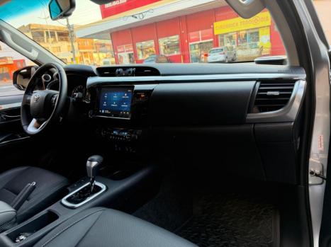 TOYOTA Hilux Caminhonete 2.8 16V SRX 4X4 TURBO DIESEL CABINE DUPLA AUTOM�TICO, Foto 20