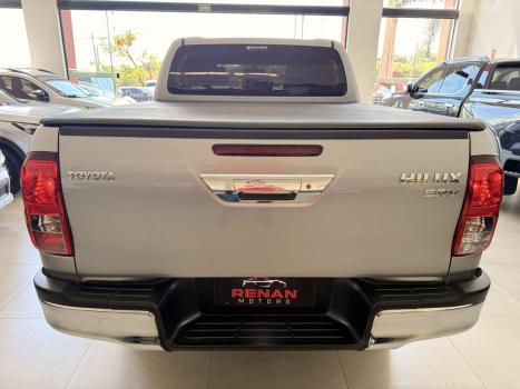 TOYOTA Hilux Caminhonete 2.7 16V 4P SRV FLEX CABINE DUPLA AUTOM�TICO, Foto 10