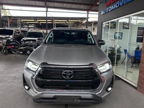 TOYOTA Hilux Caminhonete 2.8 16V SRX 4X4 TURBO DIESEL CABINE DUPLA AUTOM�TICO, Foto 2