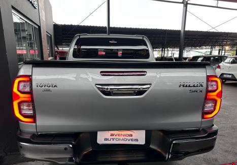 TOYOTA Hilux Caminhonete 2.8 16V SRX 4X4 TURBO DIESEL CABINE DUPLA AUTOM�TICO, Foto 4