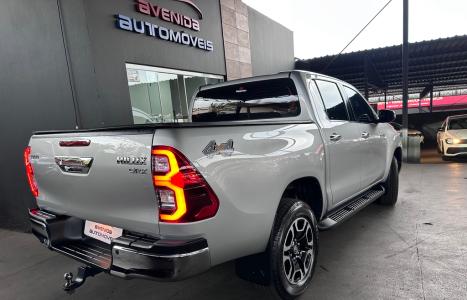 TOYOTA Hilux Caminhonete 2.8 16V SRX 4X4 TURBO DIESEL CABINE DUPLA AUTOM�TICO, Foto 5
