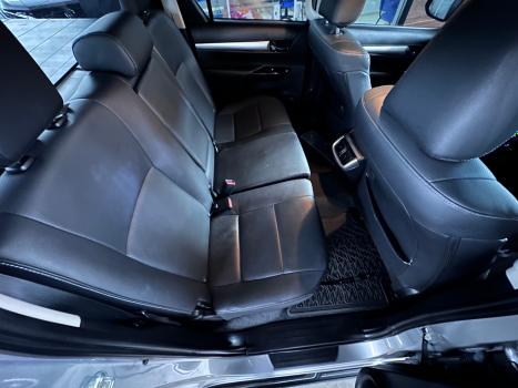 TOYOTA Hilux Caminhonete 2.8 16V SRX 4X4 TURBO DIESEL CABINE DUPLA AUTOM�TICO, Foto 6