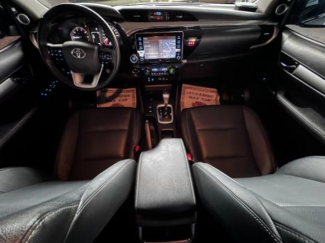 TOYOTA Hilux Caminhonete 2.8 16V SRX 4X4 TURBO DIESEL CABINE DUPLA AUTOM�TICO, Foto 9