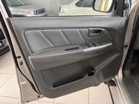 TOYOTA Hilux Caminhonete 3.0 16V 4P 4X4 SRV TURBO DIESEL CABINE DUPLA AUTOM�TICO, Foto 8
