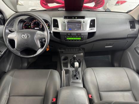TOYOTA Hilux Caminhonete 3.0 16V 4P 4X4 SRV TURBO DIESEL CABINE DUPLA AUTOM�TICO, Foto 12