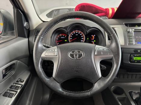 TOYOTA Hilux Caminhonete 3.0 16V 4P 4X4 SRV TURBO DIESEL CABINE DUPLA AUTOM�TICO, Foto 16