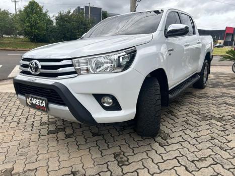 TOYOTA Hilux Caminhonete 2.7 16V 4P SRV FLEX 4X4  CABINE DUPLA AUTOM�TICO, Foto 3