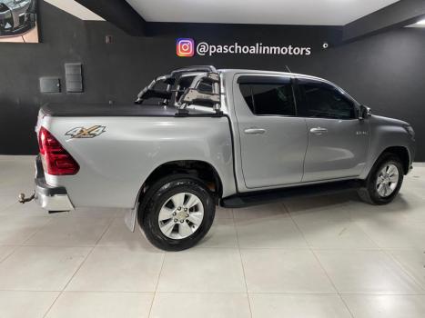 TOYOTA Hilux Caminhonete 3.0 16V 4P 4X4 SRV TURBO DIESEL CABINE DUPLA AUTOM�TICO, Foto 6