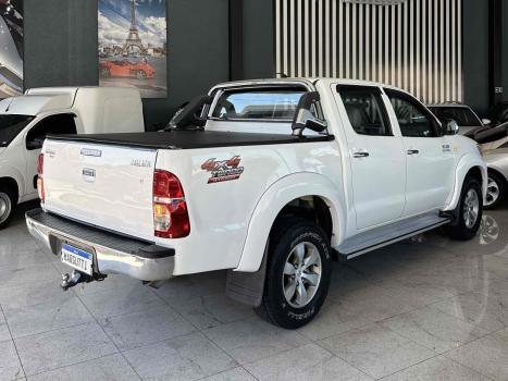 TOYOTA Hilux Caminhonete 3.0 4P SR 4X4 TURBO DIESEL CABINE DUPLA, Foto 5