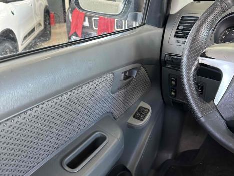 TOYOTA Hilux Caminhonete 3.0 4P SR 4X4 TURBO DIESEL CABINE DUPLA, Foto 19