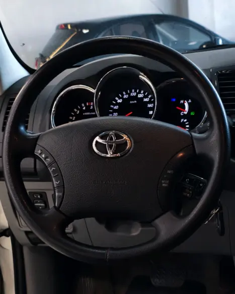 TOYOTA Hilux Caminhonete 3.0 16V 4P 4X4 SRV TURBO DIESEL CABINE DUPLA AUTOM�TICO, Foto 10