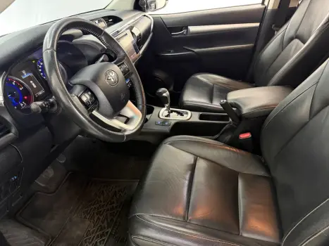 TOYOTA Hilux Caminhonete 2.8 16V SRV 4X4 DIESEL CABINE DUPLA AUTOM�TICO, Foto 6