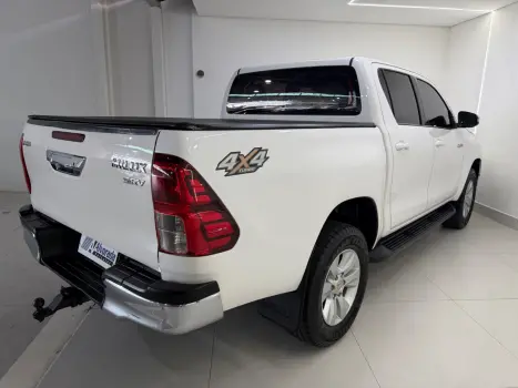 TOYOTA Hilux Caminhonete 2.8 16V SRV 4X4 DIESEL CABINE DUPLA AUTOM�TICO, Foto 10