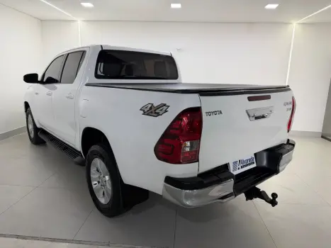 TOYOTA Hilux Caminhonete 2.8 16V SRV 4X4 DIESEL CABINE DUPLA AUTOM�TICO, Foto 11