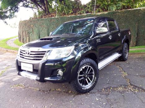 TOYOTA Hilux Caminhonete 3.0 4P 4X4 SRV TURBO DIESEL CABINE DUPLA AUTOM�TICO, Foto 1