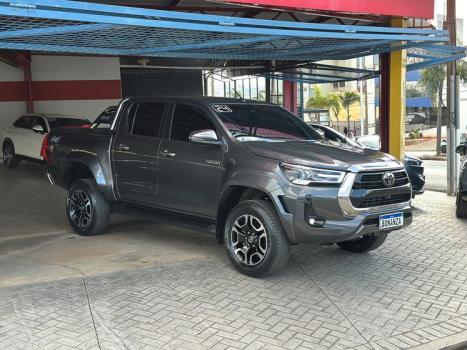 TOYOTA Hilux Caminhonete 2.8 16V SRX PLUS 4X4 TURBO DIESEL CABINE DUPLA AUTOM�TICO, Foto 3