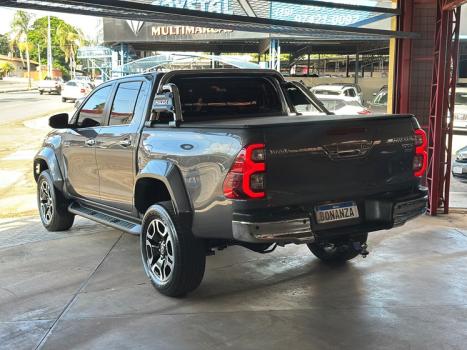 TOYOTA Hilux Caminhonete 2.8 16V SRX PLUS 4X4 TURBO DIESEL CABINE DUPLA AUTOM�TICO, Foto 5