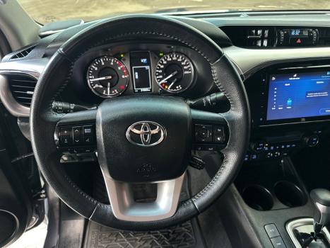 TOYOTA Hilux Caminhonete 2.8 16V SRX PLUS 4X4 TURBO DIESEL CABINE DUPLA AUTOM�TICO, Foto 10