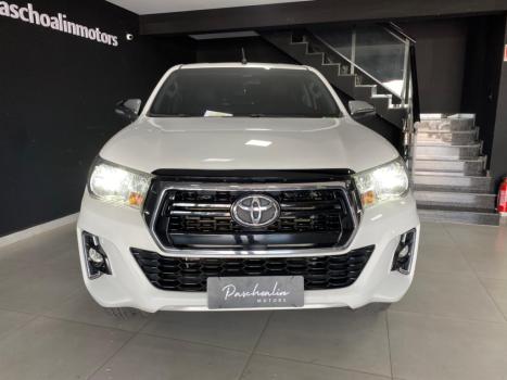 TOYOTA Hilux Caminhonete 3.0 16V 4P 4X4 SRV TURBO DIESEL CABINE DUPLA AUTOM�TICO, Foto 1