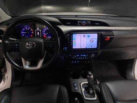 TOYOTA Hilux Caminhonete 3.0 16V 4P 4X4 SRV TURBO DIESEL CABINE DUPLA AUTOM�TICO, Foto 19