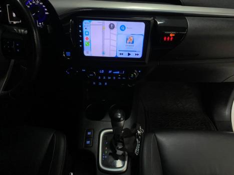 TOYOTA Hilux Caminhonete 3.0 16V 4P 4X4 SRV TURBO DIESEL CABINE DUPLA AUTOM�TICO, Foto 20