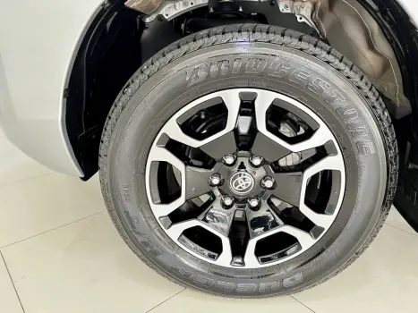 TOYOTA Hilux Caminhonete 2.8 16V SRV 4X4 DIESEL CABINE DUPLA AUTOM�TICO, Foto 13