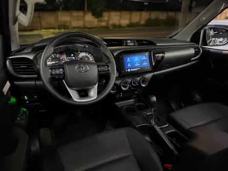 TOYOTA Hilux Caminhonete , Foto 16